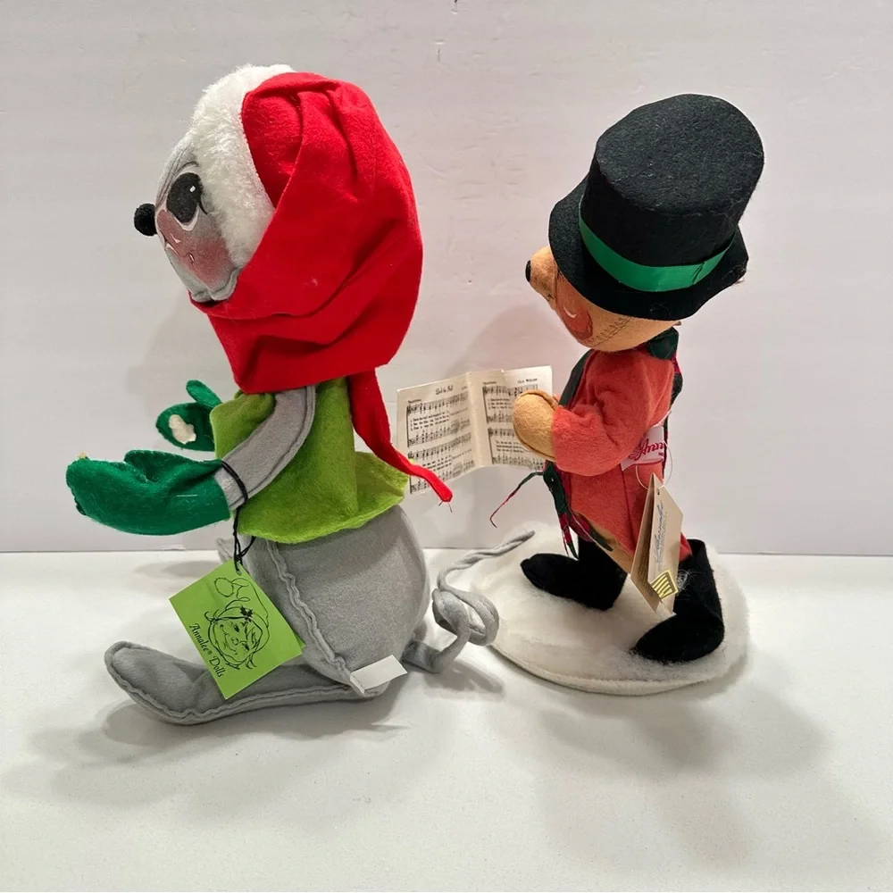 Vintage‎ Annalee Dolls Festive Mouse and Bear Plush Duo Figures Carolers “as is”